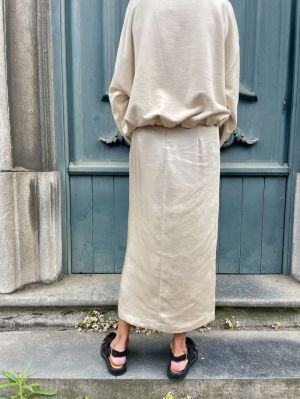 62H24 OFF WHITE